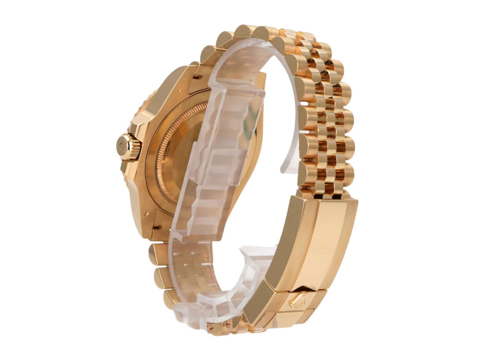 Rolex GMT-Master II Gelbgold 126718GRNR mit 18k Gelbgold Jubilee-Band und Oysterclasp-Schließe.