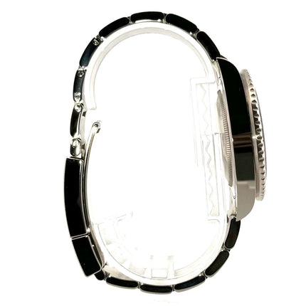 Seitenansicht Rolex GMT Master II Weißgold 126719BLRO Blau mit poliertem und satiniertem 18 kt Weißgold-Gehäuse und Armband