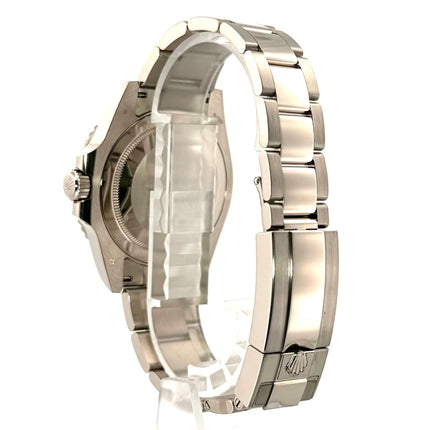 Rückansicht der Rolex GMT Master II Weißgold 126719BLRO aus 18 kt poliertem und satiniertem Weißgold, Gehäuseseite und Armband.