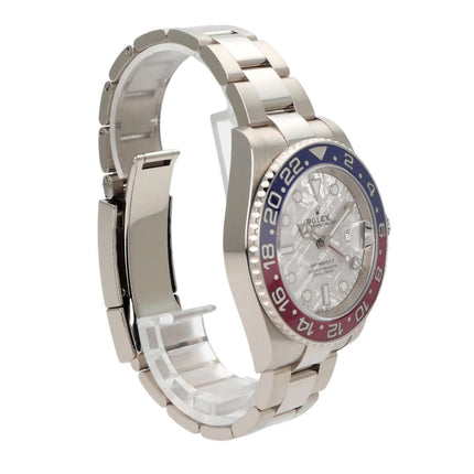 Rolex GMT Master II Weißgold 126719BLRO Meteorit mit 40 mm Gehäuse und blau-roter Keramik Lünette.