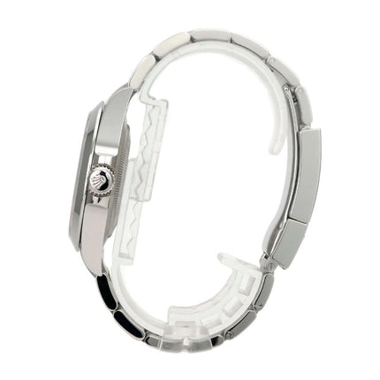Rollie Oyster Perpetual Air-King 126900 seitliche Ansicht mit Edelstahlarmband und Faltschließe.