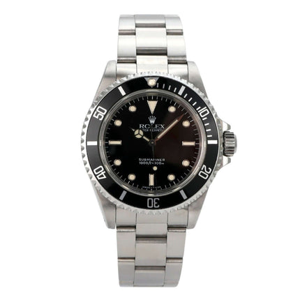 Rolex Submariner 40 Edelstahl 14060 mit schwarzem Zifferblatt und Edelstahlband, perfekt für Taucher.