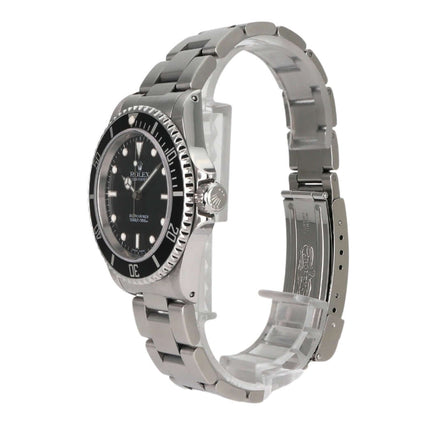 Rolex Submariner 40 Edelstahl 14060M, schwarzes Zifferblatt, Edelstahl-Lünette, Oyster-Armband, Automatikwerk, Saphirglas.