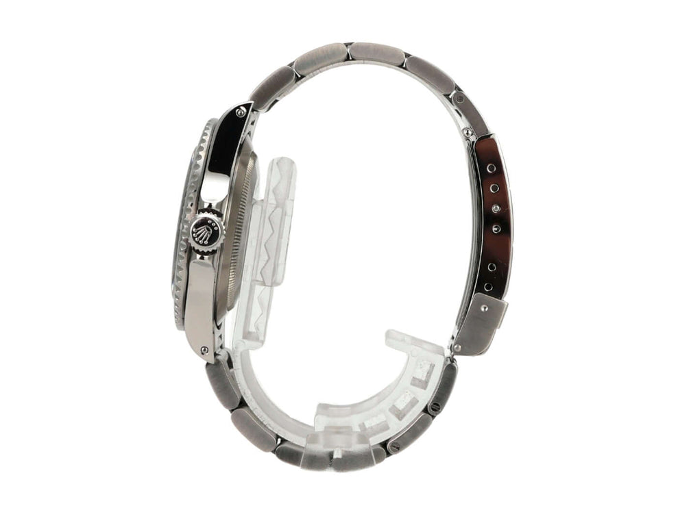 Rolex Submariner 40 Edelstahl 14060M Detailansicht des Gehäuses und Armbands in Edelstahl