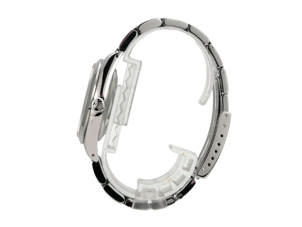 Seitenansicht der Rolex Explorer I Edelstahl 36 Ref. 14270 mit poliertem Armband und verschraubter Krone.