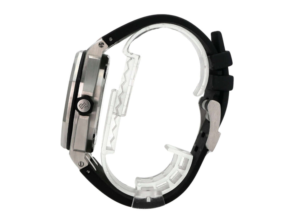 Audemars Piguet Royal Oak Offshore Diver 15710ST.OO.A002CA.02 Uhr mit Edelstahlgehäuse und schwarzem Kautschukarmband