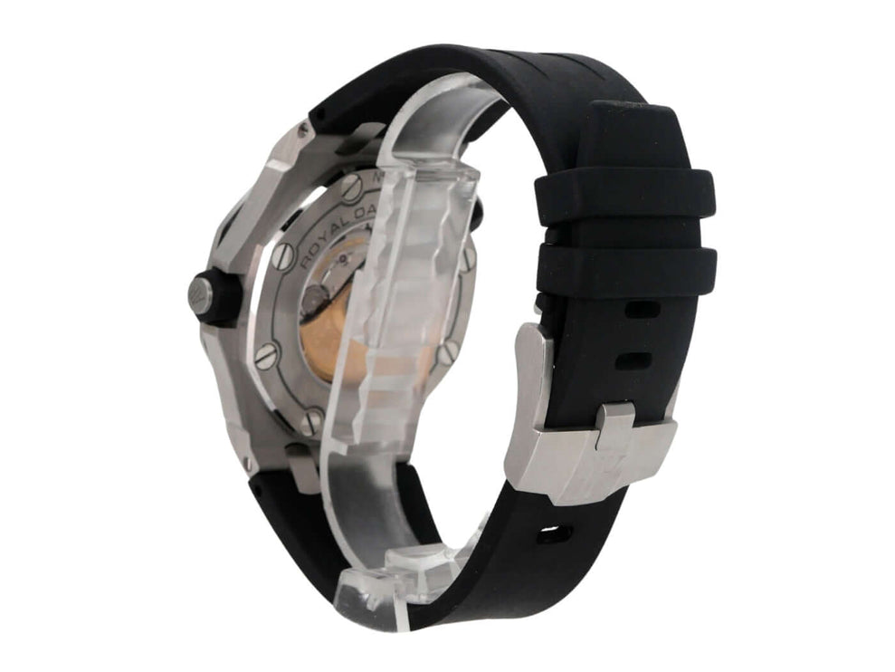 Audemars Piguet Royal Oak Offshore Diver 15710ST.OO.A002CA.02 Edelstahl-Automatikuhr mit schwarzem Kautschukarmband