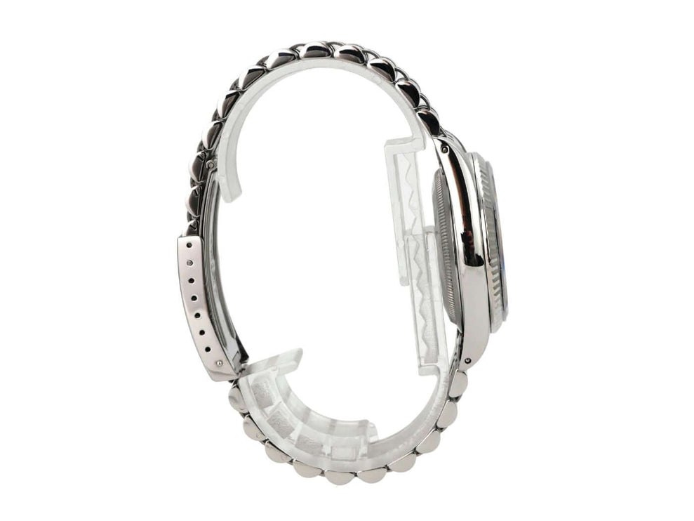 Rolex Datejust 36 Ref. 16234 Blau Diamant Jubile-Band, seitliche Ansicht des Edelstahlarmbands mit Faltschließe.