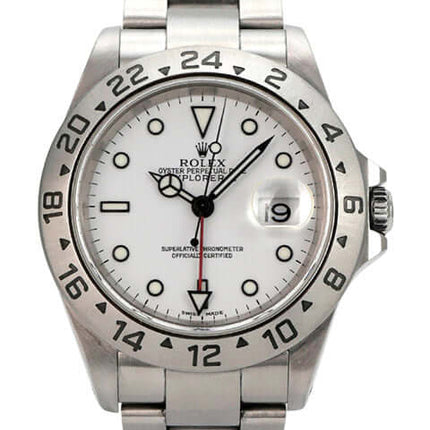 Rolex Explorer II Edelstahl Ref. 16570 Weiß auf einem Edelstahlarmband, weißes Zifferblatt mit Leuchtindizes.