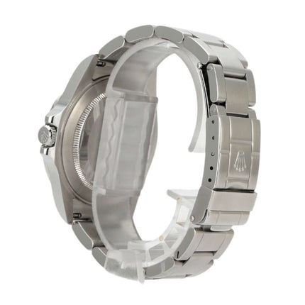 Rolex Explorer II Ref. 16570 seitliche Ansicht mit poliertem und satiniertem Edelstahlarmband.