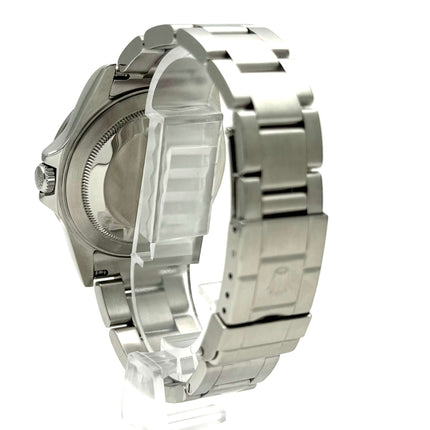 Rückansicht der Rolex Explorer II Ref. 16570, Gehäuse aus Edelstahl, satiniertes Oyster-Armband mit Sicherheitsfaltschließe