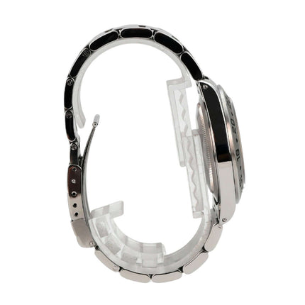 Rolex Explorer II Edelstahl 16570 Schwarz - Darstellung der Krone mit Flankenschutz und verschraubtem Edelstahlboden.