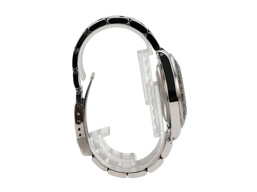 Rolex Explorer II Edelstahl 16570 Schwarz - Darstellung der Krone mit Flankenschutz und verschraubtem Edelstahlboden.