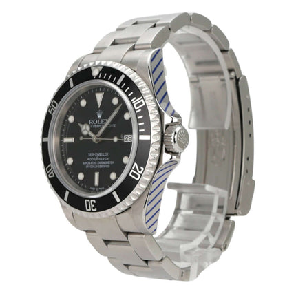 Rolex Sea-Dweller 16600 mit Edelstahlgehäuse und schwarzem Zifferblatt, drehbare Lünette.
