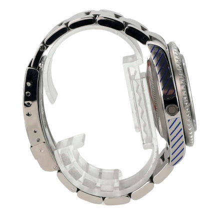 Seitenansicht der Rolex Sea-Dweller 16600 mit drehbarer Edelstahl-Lünette und poliertem Armband.