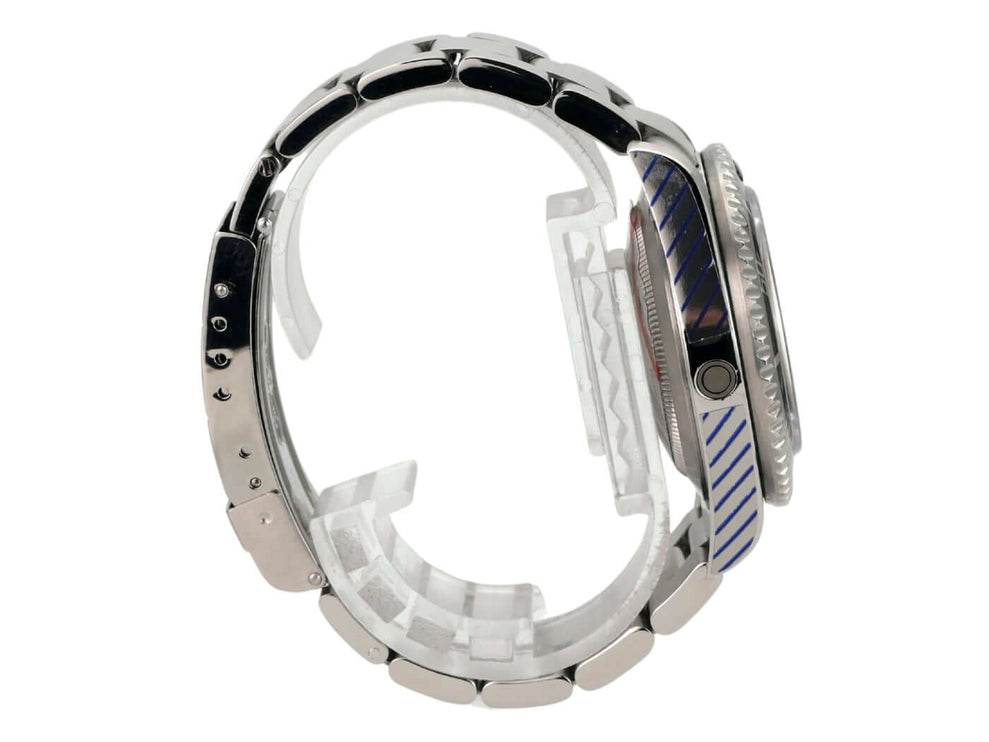 Seitenansicht der Rolex Sea-Dweller 16600 mit drehbarer Edelstahl-Lünette und poliertem Armband.