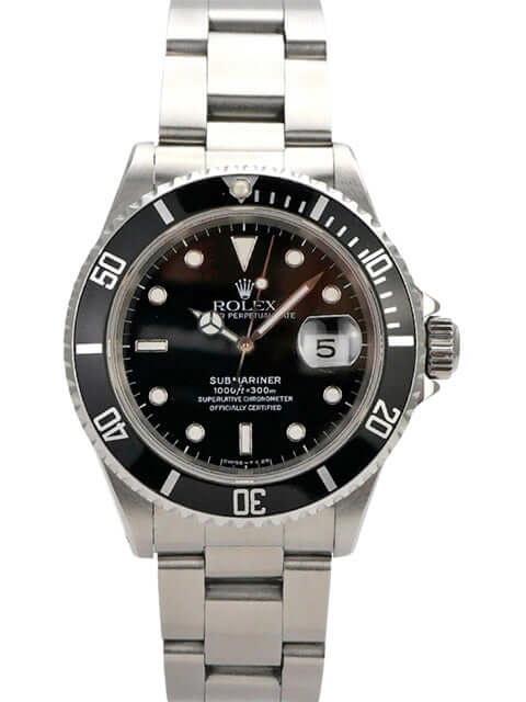 Rolex Submariner Date 16610 mit schwarzem Zifferblatt, Edelstahlgehäuse und drehbarer Lünette, 40 mm, Automatikwerk.