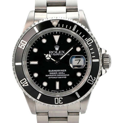 Rolex Submariner Date 16610 mit schwarzem Zifferblatt, Edelstahlgehäuse, Oyster-Armband und drehbarer Lünette