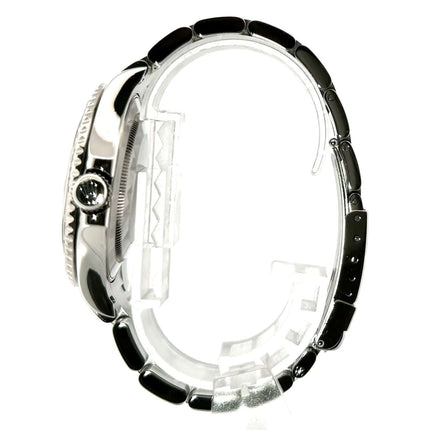 Rolex Yacht-Master 40 Edelstahl Platin 16622 Seitenansicht, poliertes und satiniertes Gehäuse und Armband, Platin-Lünette