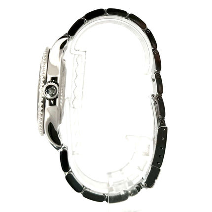 Rolex Yacht-Master 40 Edelstahl Platin 16622 Seitenansicht mit poliertem Edelstahlgehäuse und Oyster-Armband