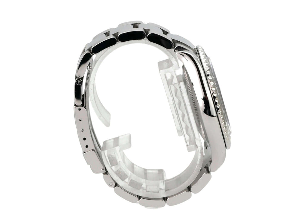 Seitenansicht des Rolex Yacht-Master 40 Edelstahl Platin 16622 mit poliertem und satiniertem Armband.