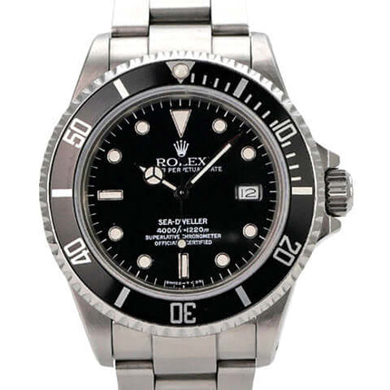Rolex Sea-Dweller 16660 mit Edelstahlgehäuse und schwarzem Zifferblatt, präzises Automatikwerk.