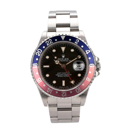 Rolex GMT-Master 16700 mit schwarzem Zifferblatt und Edelstahl Armband, Gehäusedurchmesser 40 mm, gefertigt 1996.