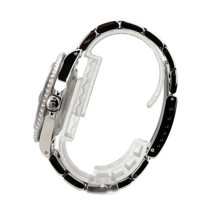 Rolex GMT-Master 16700 seitliche Ansicht mit poliertem Edelstahlarmband und drehbarer Lünette.