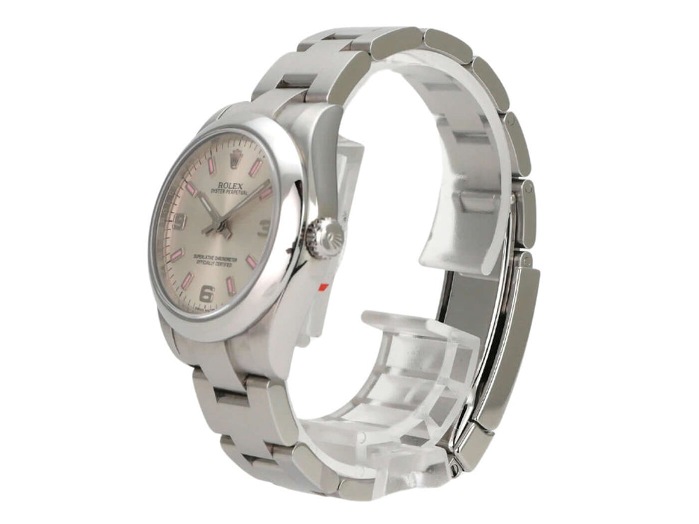 Rolex Oyster Perpetual 31 Ref. 177200 Silber Uhr mit silbernem Zifferblatt und Edelstahlarmband.