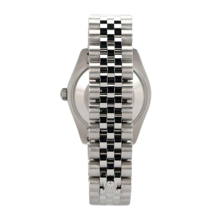 Seitenansicht der Rolex Datejust 31 mit Jubile-Band aus Edelstahl für Damen.