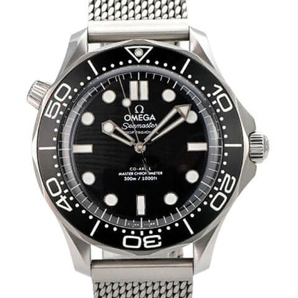 OMEGA Seamaster Diver 300M Master Chronometer 210.30.42.20.01.010 mit Edelstahlgehäuse und schwarzem Zifferblatt