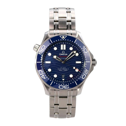 OMEGA Seamaster Diver 300M Master Chronometer 210.30.42.20.03.001 mit blauem Zifferblatt und Edelstahlband