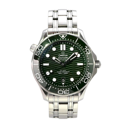 OMEGA Seamaster Diver 300M Master Chronometer 210.30.42.20.10.001 mit grünem Zifferblatt und Edelstahlarmband