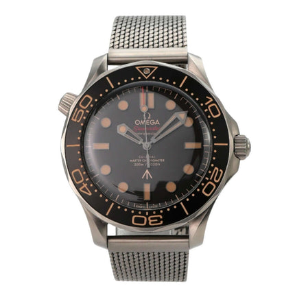 OMEGA Seamaster Diver 300M 007 Edition 210.92.42.20.01.001 mit titan Gehäuse und braunem Zifferblatt