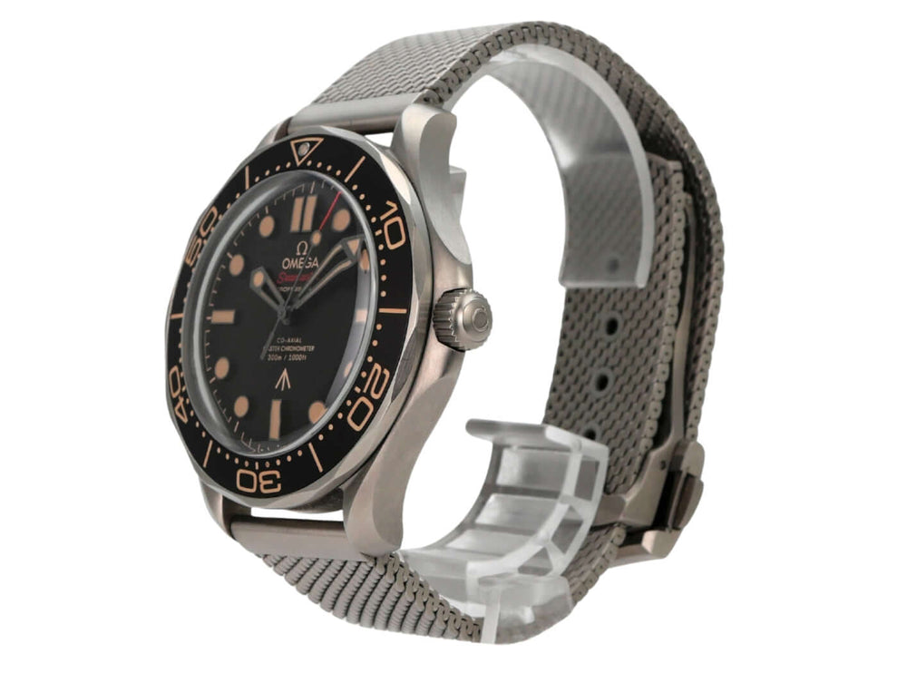 OMEGA Seamaster Diver 300M 007 Edition 210.92.42.20.01.001 mit Titan-Gehäuse und braunem Zifferblatt