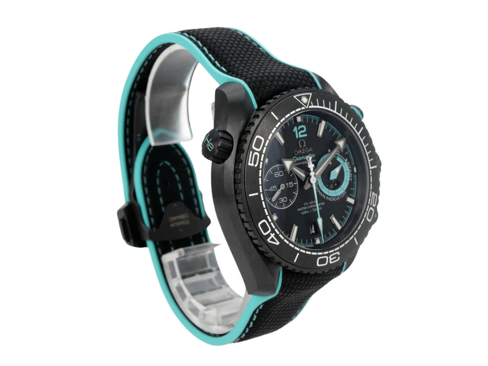 Omega Seamaster Planet Ocean 600M Chronograph ETNZ Deep Black 215.92.46.51.01.003 Uhr mit schwarzem Zifferblatt und grünem Akzent.