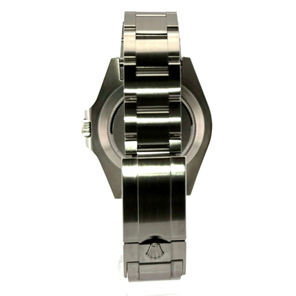 Rückansicht der Rolex Explorer II 42 mm Edelstahl Ref. 216570 mit satiniertem Oyster-Armband und Sicherheitsfaltschließe.