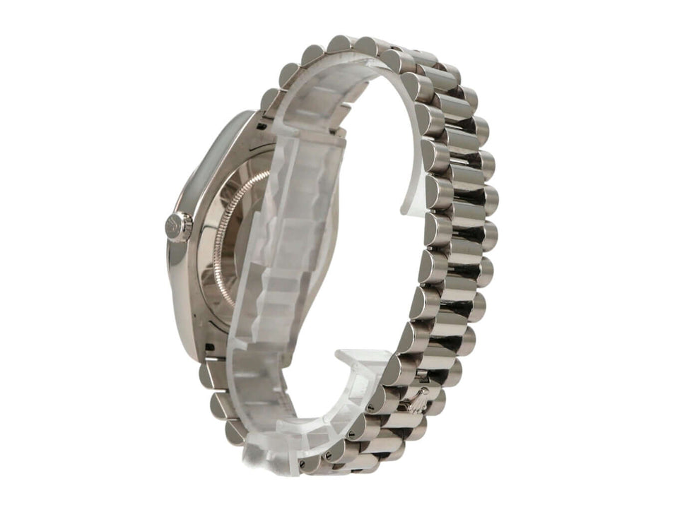Rolex Day-Date II 218239 Weißgold Grau Arabisch seitliche Ansicht des Armbands aus 18 kt Weißgold.
