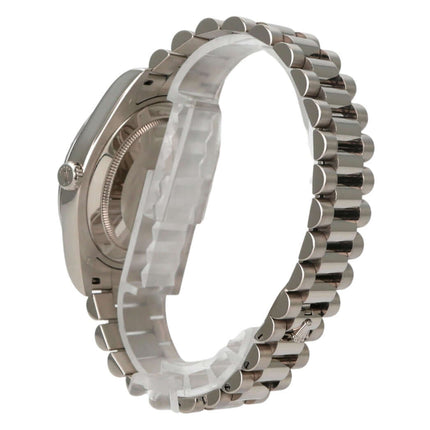 Rolex Day-Date II 218239 Weißgold Schwarz Diamant Seitenansicht mit Präsident-Armband aus 18 kt Weißgold.