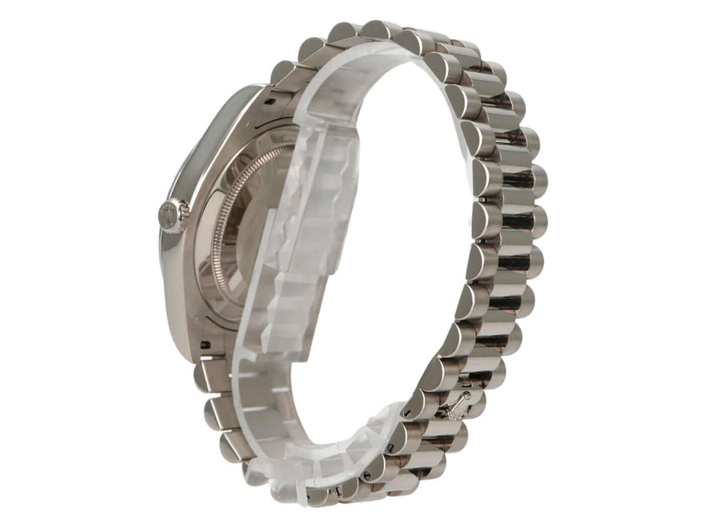 Rolex Day-Date II 218239 Weißgold Schwarz Diamant Seitenansicht mit Präsident-Armband aus 18 kt Weißgold.