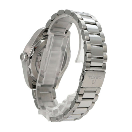 Omega Seamaster Aqua Terra 150m Master 220.10.38.20.52.001 Edelstahlarmband von hinten betrachtet.