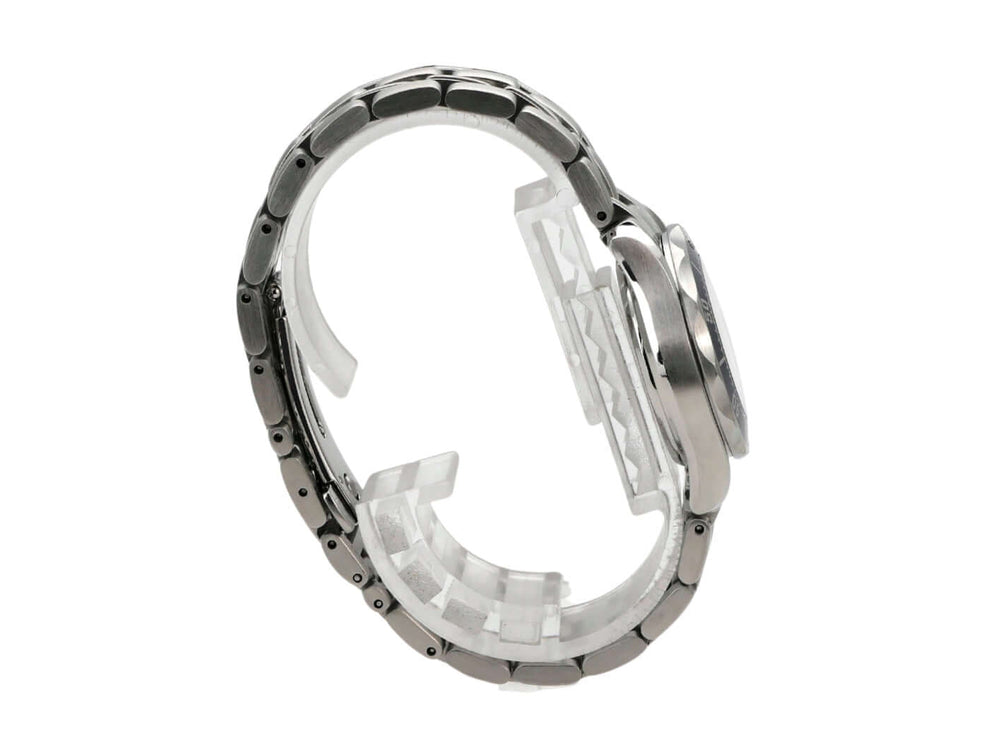 Detailansicht des Omega Seamaster 300M Quarz 222.48.000 Armbandes aus Edelstahl, seitlich.