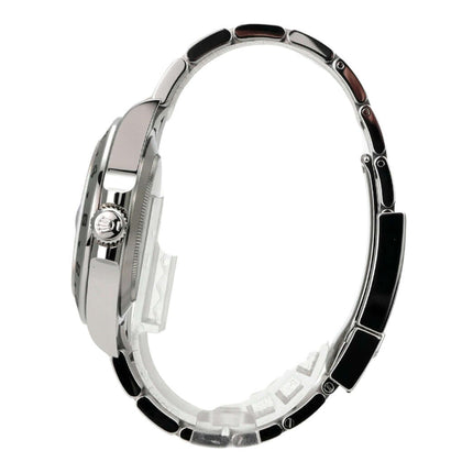 Rolex Explorer II 226570 Schwarz Uhr seitliche Ansicht mit Edelstahlarmband und poliertem Gehäuse