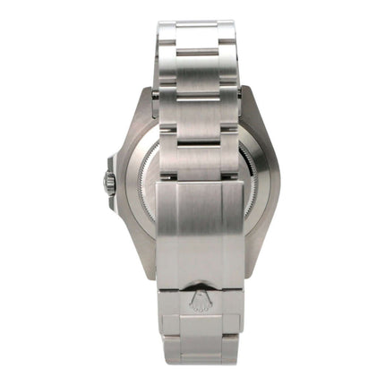 Rolex Explorer II 226570 Schwarz Rückansicht mit satiniertem Edelstahlarmband und Sicherheitsfaltschließe.