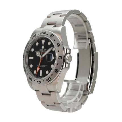 Rolex Explorer II 226570 mit schwarzem Zifferblatt und Edelstahlarmband, Automatikwerk, 42 mm Gehäuse.