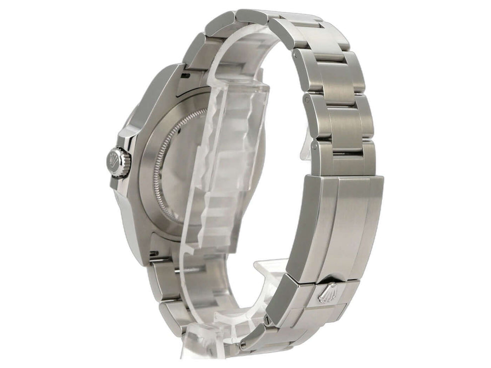 Rolex Explorer II 226570 Weiß - Edelstahlarmband und Gehäuse, elegante Rückansicht der Luxusuhr