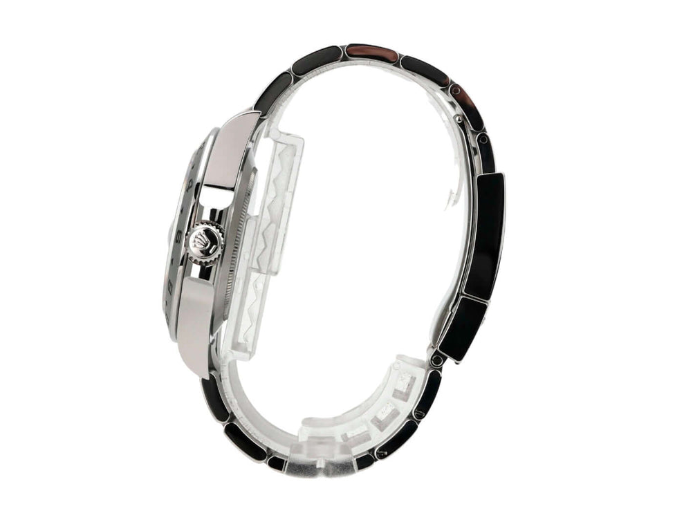 Rolex Explorer II 226570 Weiß seitliche Ansicht der Uhr mit poliertem Edelstahlgehäuse und satiniertem Armband