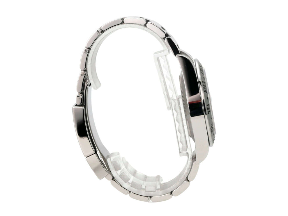 Rolex Explorer II 226570 Weiß seitliche Ansicht des feinen Edelstahlarmbands und Gehäuses.