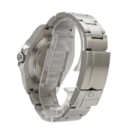 Rolex Explorer II 226570 Weiß Gehäuse und Edelstahl Armband seitliche Ansicht.