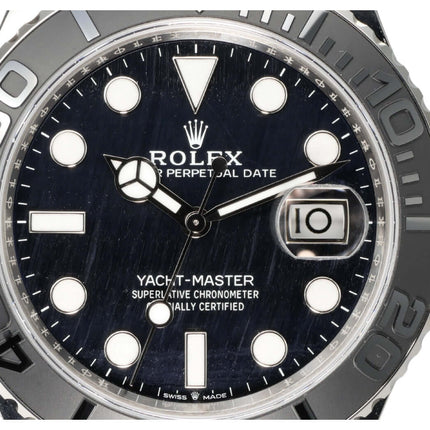 Rolex Yacht-Master 42 in Weißgold mit schwarzem Falkenauge Zifferblatt und drehbarer Lünette